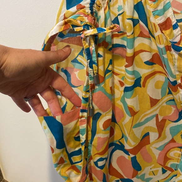 Anthropologie abstract print button down shirt - Picture 5 of 5